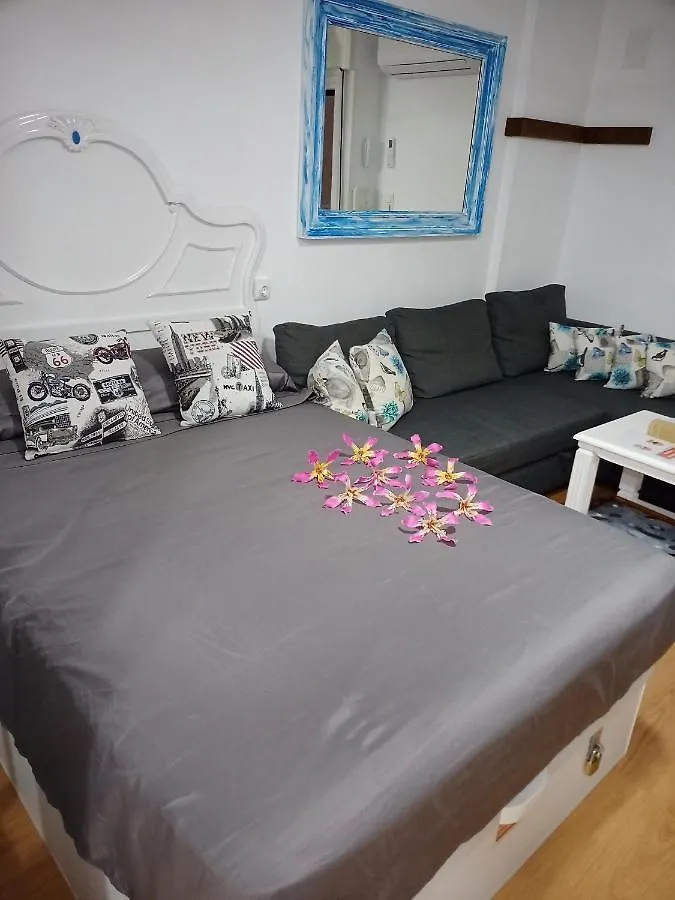 SWEET HOME BENALMADENA, Estudio con vistas al mar y excelente conexion wifi, Sea view con piscinas 0*,  España