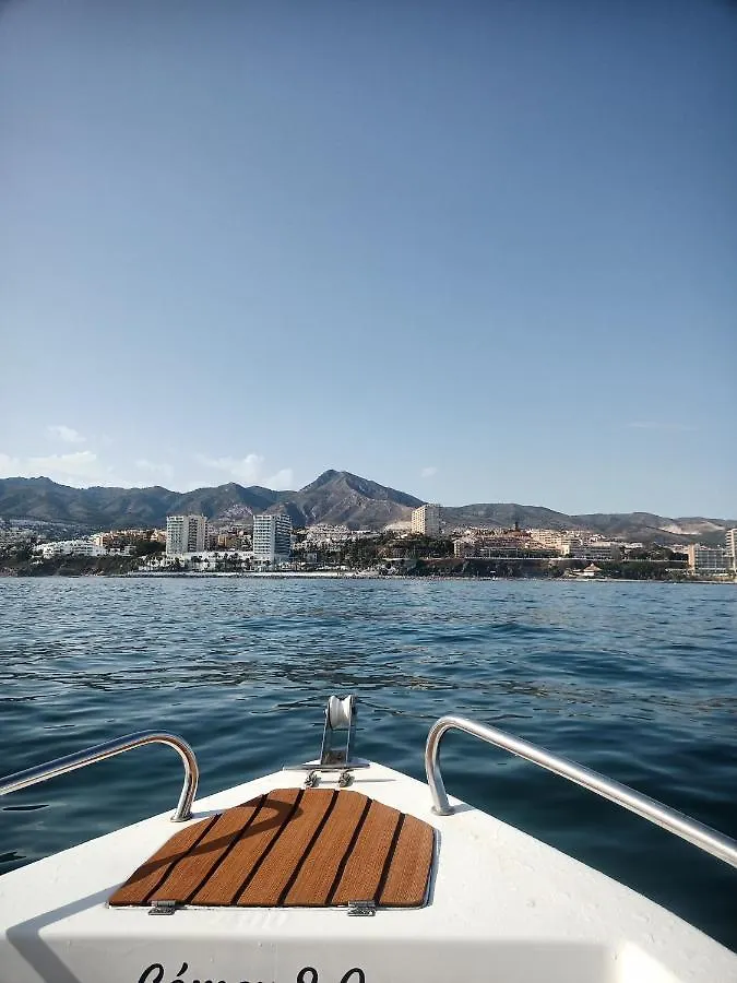 Apartamento SWEET HOME BENALMADENA, Estudio con vistas al mar y excelente conexion wifi, Sea view con piscinas